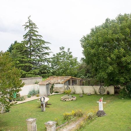 Le Charhido Bed & Breakfast Saint-Fort-sur-Gironde Екстериор снимка