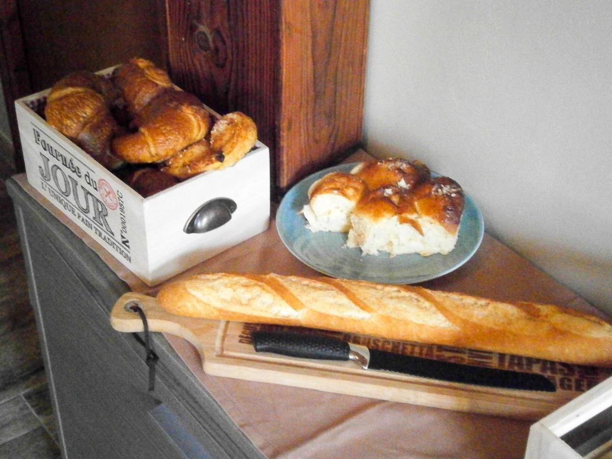 Le Charhido Bed & Breakfast Saint-Fort-sur-Gironde Екстериор снимка