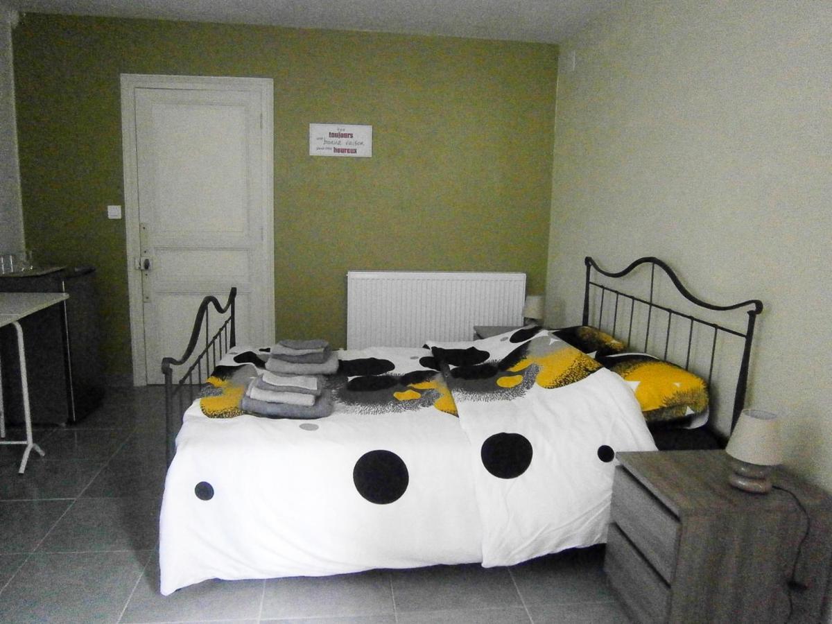 Le Charhido Bed & Breakfast Saint-Fort-sur-Gironde Екстериор снимка