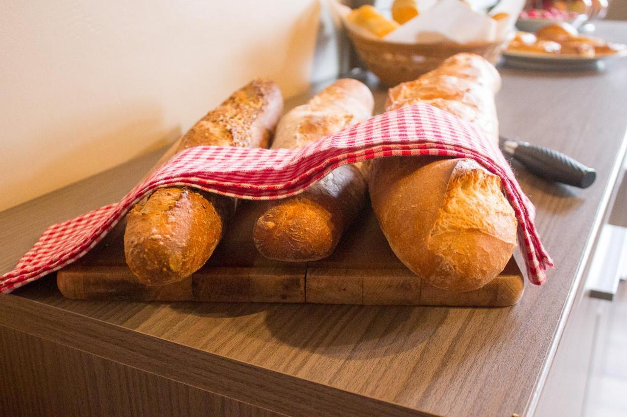 Le Charhido Bed & Breakfast Saint-Fort-sur-Gironde Екстериор снимка