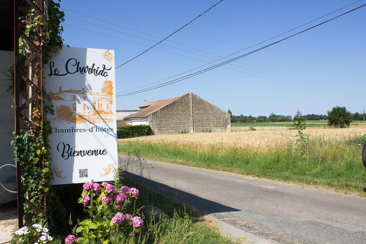 Le Charhido Bed & Breakfast Saint-Fort-sur-Gironde Екстериор снимка