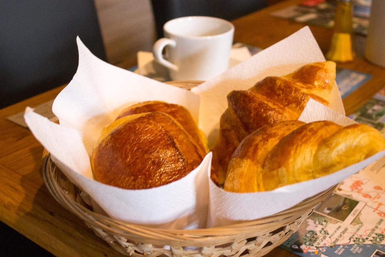 Le Charhido Bed & Breakfast Saint-Fort-sur-Gironde Екстериор снимка